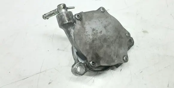 Toyota Yaris Vacuum pump