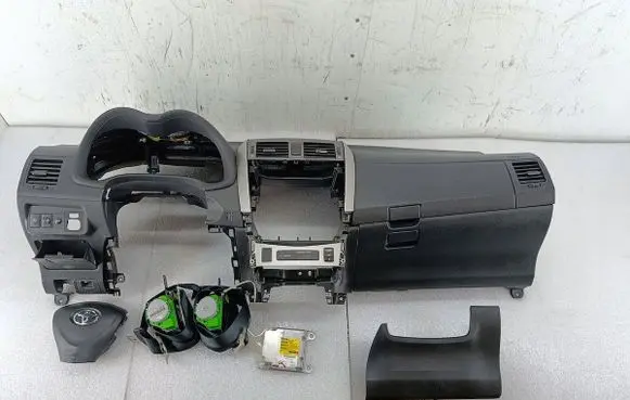 Toyota Corolla E140 E150 Dashboard 