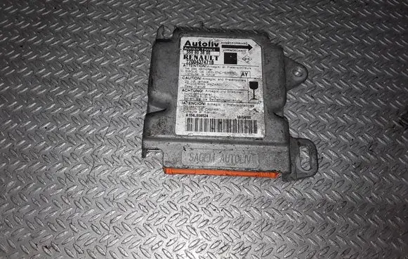 Renault Scenic I Airbag control unit/module 550803800 7700437471B