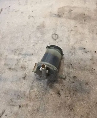 Toyota RAV 4 (XA20) Power steering fluid tank/reservoir 