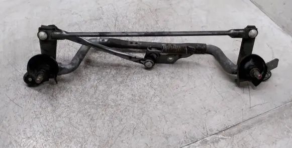 Toyota Prius (XW30) Front wiper linkage 