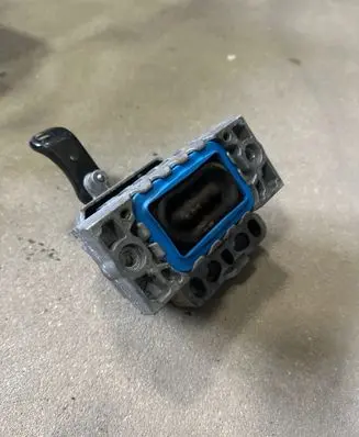 Volkswagen Golf VI Engine mount bracket 1K0199262CG