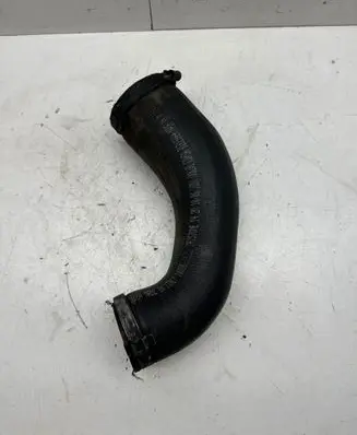 Volvo V40 Engine coolant pipe/hose