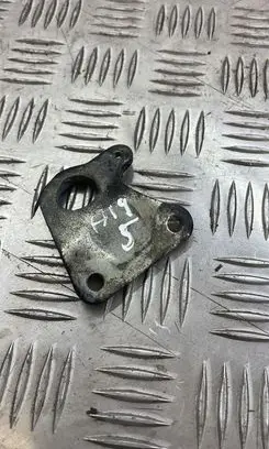 Mercedes-Benz E W211 Other engine bay part