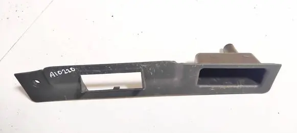 Opel Astra H Front door window switch trim 13119336