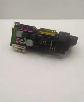 Mercedes-Benz E A207 Fuse module 2129060905 2129012304 2129028502