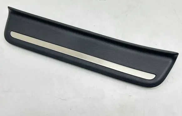Rear sill trim cover