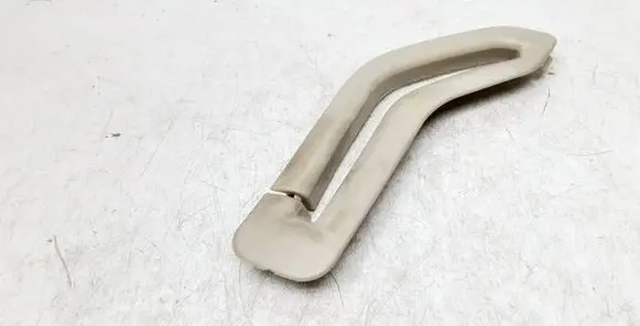 Volvo V70 Seat belt trim 