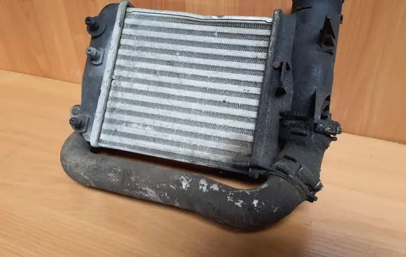 Audi A6 S6 C6 4F Intercooler radiator