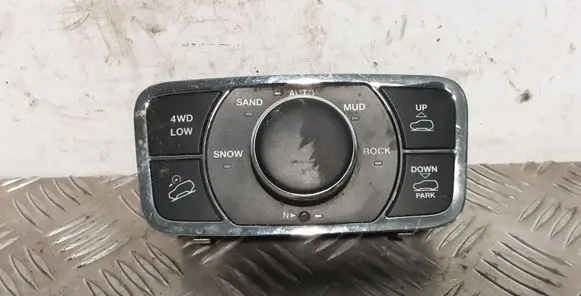 Jeep Grand Cherokee Suspension ride height/mode switch P68141341AC
