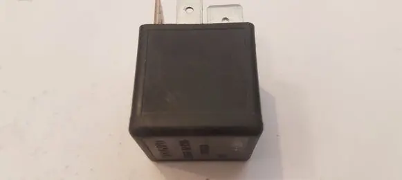 Volvo V70 Other relay 9441158