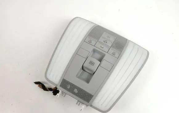 Mercedes-Benz E W212 Front seat light A2129001509 A2129019602 A2129029203