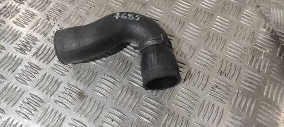Volkswagen Transporter - Caravelle T4 Intercooler hose/pipe
