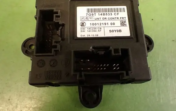 Ford Mondeo Mk III Door control unit/module 7G9T14B533CF
