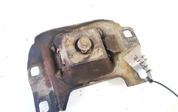 Mazda 3 I Engine mount bracket