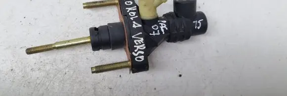 Toyota Corolla Verso AR10 Clutch master cylinder
