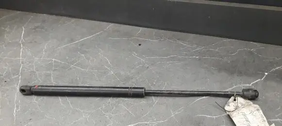 Opel Vectra B Tailgate strut 90463749