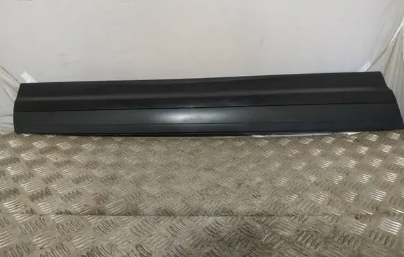 Porsche Cayenne (92A) Front door trim (molding) 7P5837787F
