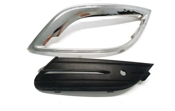 Renault Espace V (RFC) Front bumper lower grill 622568681R