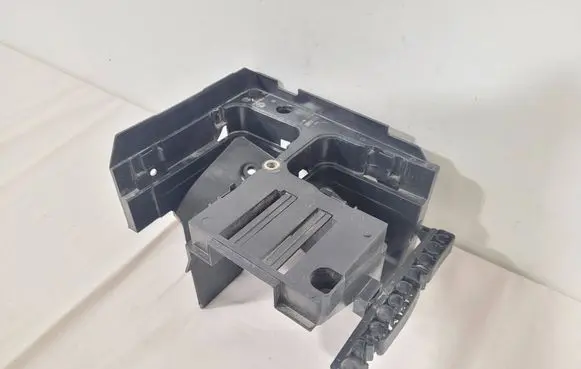 Volkswagen Golf VI Fuse box cover 1K0907361C