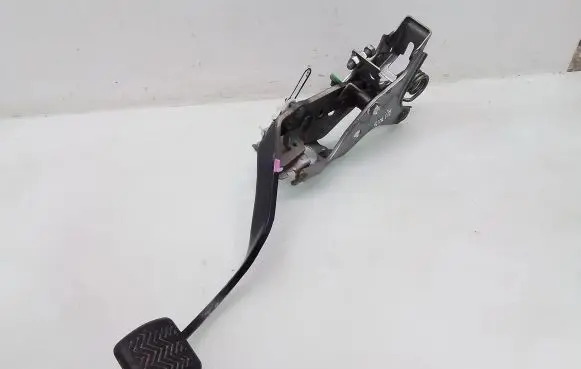 Clutch pedal