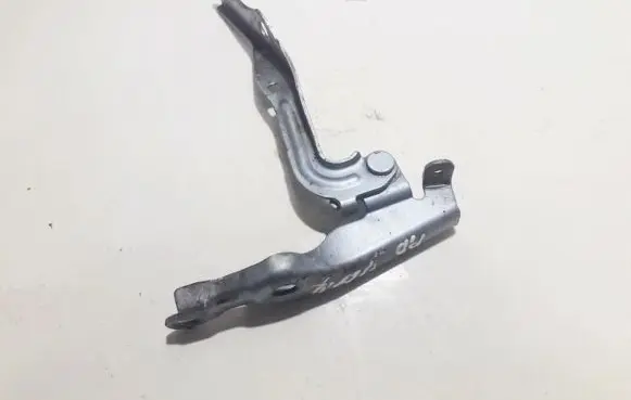 Mazda 2 Engine bonnet/hood hinges