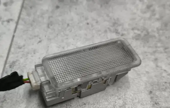 Citroen C4 Grand Picasso Boot/trunk interior light 