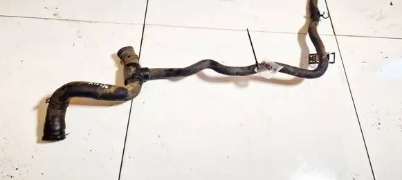 Engine coolant pipe/hose