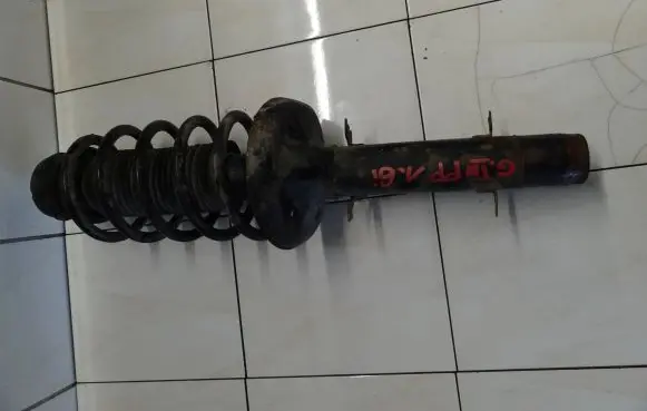 Volkswagen Golf IV Front shock absorber/damper