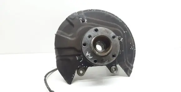 BMW X3 E83 Front wheel hub spindle knuckle