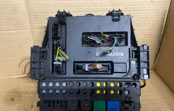 Mercedes-Benz A W169 Comfort/convenience module A1695405645 5DK00872822