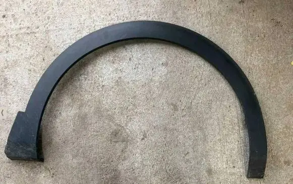 Peugeot 3008 II Front arch trim 9825288877