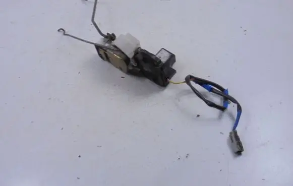 Honda Civic Front door lock