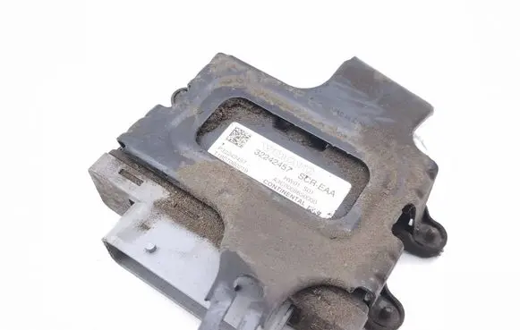 Volvo V60 Adblue control unit 32242457 A3C0008650000