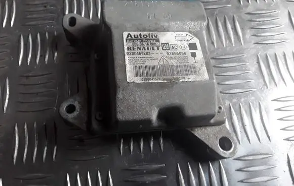 Renault Trafic II (X83) Airbag control unit/module 608361600B 8200469203