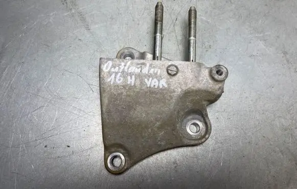 Mitsubishi Outlander Engine mounting bracket OUTL16HYBKRONSTEINAS