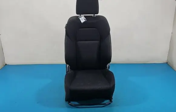 Suzuki Swift III Front passenger seat IMPRK1602457