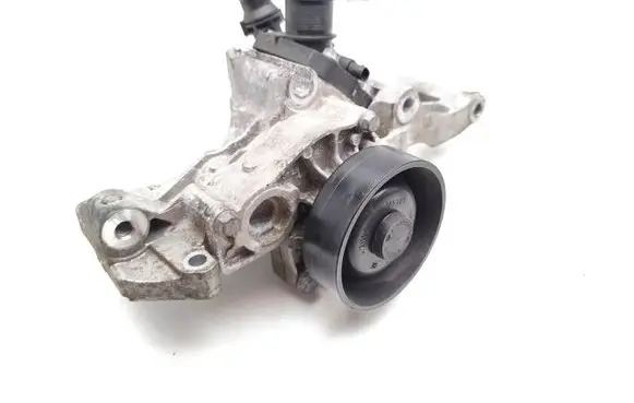 Mini Clubman F54 Water pump 8601366