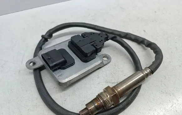 Mercedes-Benz E W213 Lambda probe sensor A0009059404 0009059404