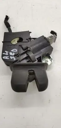 Audi A4 S4 B7 8E 8H Tailgate/trunk/boot lock/catch/latch 4F5827505D