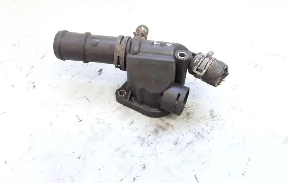 Volkswagen Tiguan Engine coolant pipe/hose 03L121132