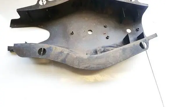 Mercedes-Benz C AMG W204 Engine splash shield/under tray A2043521588