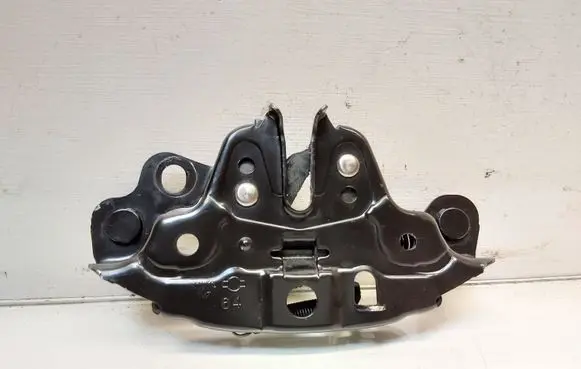 Nissan Qashqai Engine bonnet/hood lock/catch