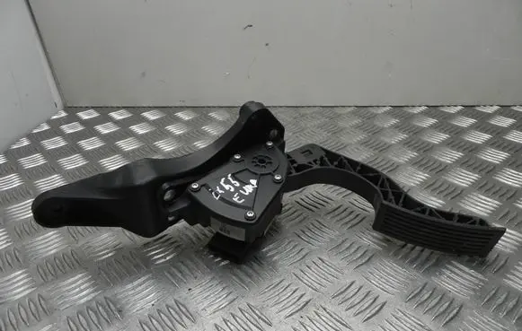Hyundai ix 55 Accelerator throttle pedal 327263J100 T6214