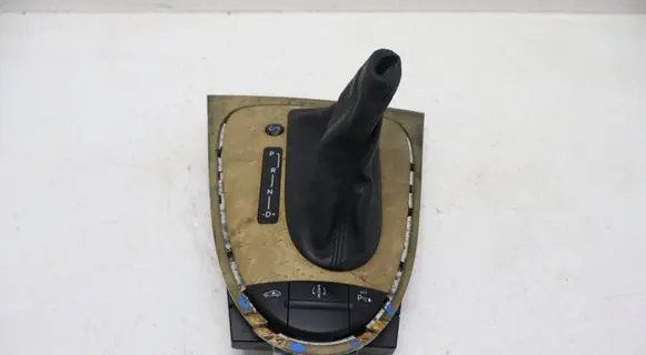 Mercedes-Benz CLS C219 Parking (PDC) sensor switch 2118217058