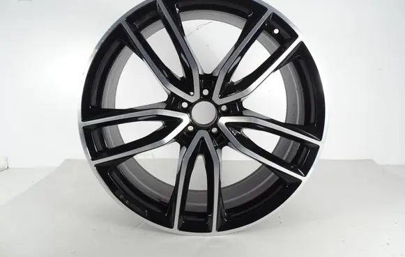 Mercedes-Benz GLE W167 Original wheel cap A1674017700