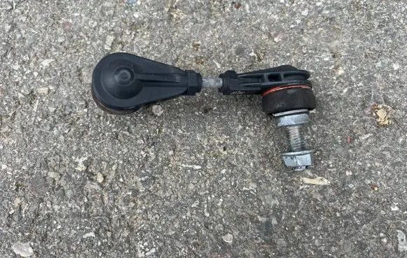 BMW i4 Rear anti-roll bar/stabilizer link 14403013259