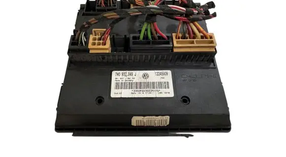 Volkswagen Transporter - Caravelle T5 Comfort/convenience module 7H0937049J 12245909