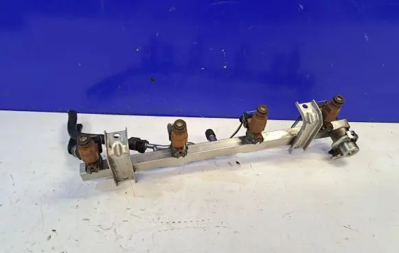 Fuel injectors set
