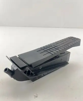 Porsche Boxster 986 Accelerator throttle pedal 99642302001